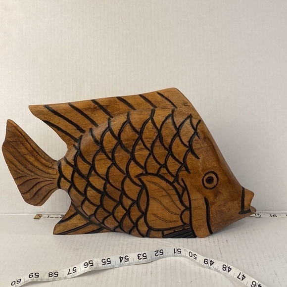 Carved wooden fish, large figurine wood decor animal vintage handmade - Picture 10 of 10